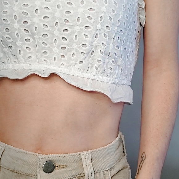 Top blanc à ficelles - Picture 2 of 3